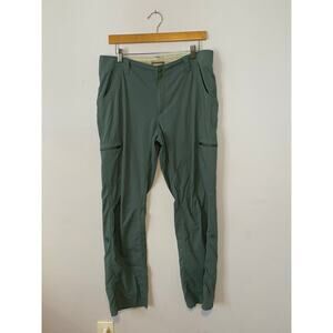 Blue L,L.Bean Trekking Pants Mid-Rise Straight Leg Pants - (Women's 12)